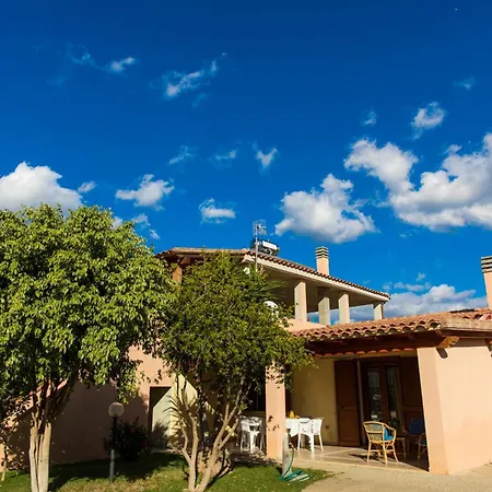 Belocations - Le Casette Di سولاناس