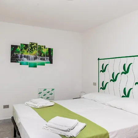 Belocations - Le Casette Di Solanas Apartment *