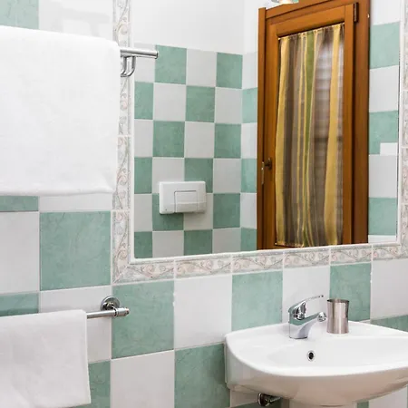 Belocations - Le Casette Di Solanas Apartment